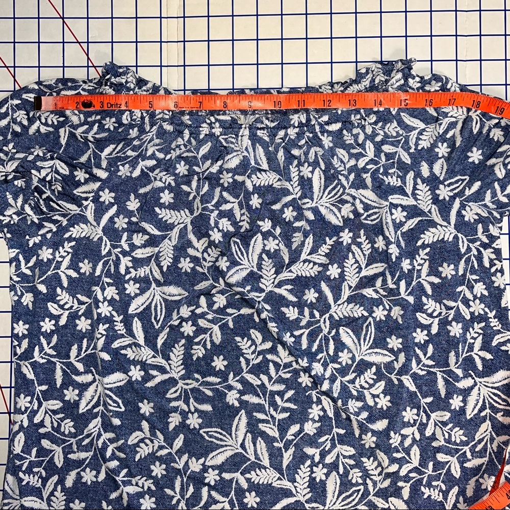 Perseption Concept Blue White Leaf Pattern Top Si… - image 5